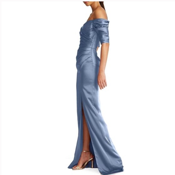 NWT beautiful off the shoulder satin gown - Picture 4 of 4